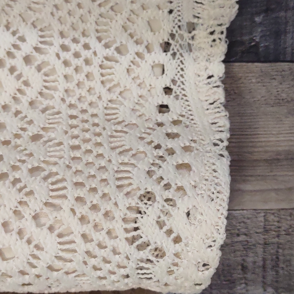 Forever 21 Crochet Lace Eyelet Skater Skirt Medium Cream - Picture 2 of 9
